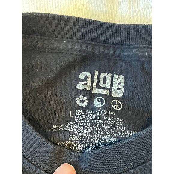 Alab Sometimes Apples Moody World T-Shirt Mens L - Picture 4 of 4